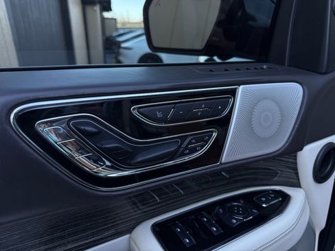 Used 2018 Lincoln Navigator Black Label w/ Cargo Package image 44