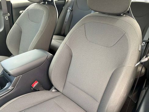New 2026 Kia K4 FWD image 17
