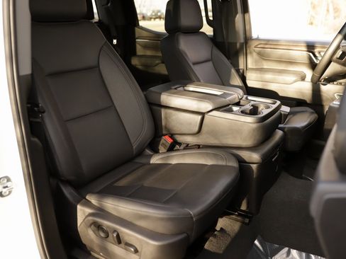 Used 2025 GMC Sierra 1500 SLT image 29