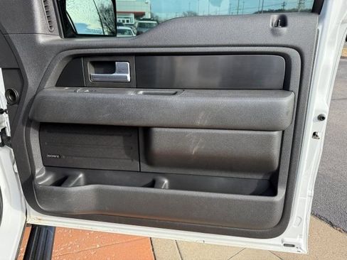 Used 2014 Ford F150 FX4 w/ Equipment Group 402A Luxury image 23