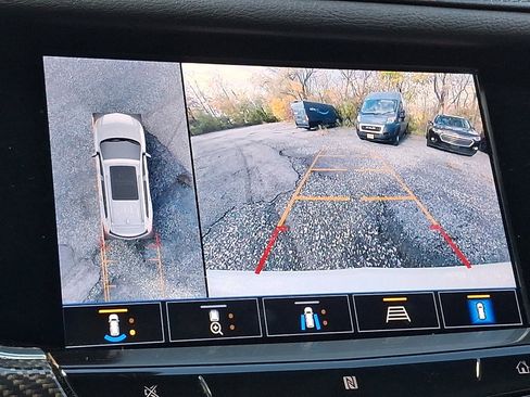 Used 2021 Cadillac XT6 Sport image 24