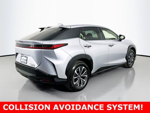 Used 2023 Lexus RZ 450e Premium w/ Technology Package image 7