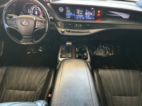 Used 2018 Lexus LS 500 image 12