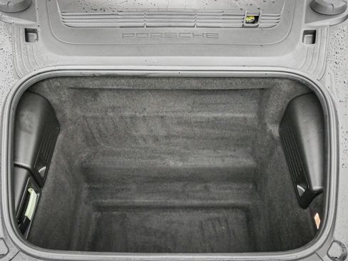 Used 2021 Porsche 718 Cayman image 30