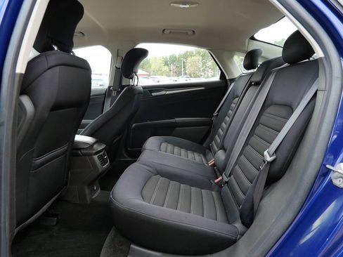 Used 2014 Ford Fusion SE FWD image 9