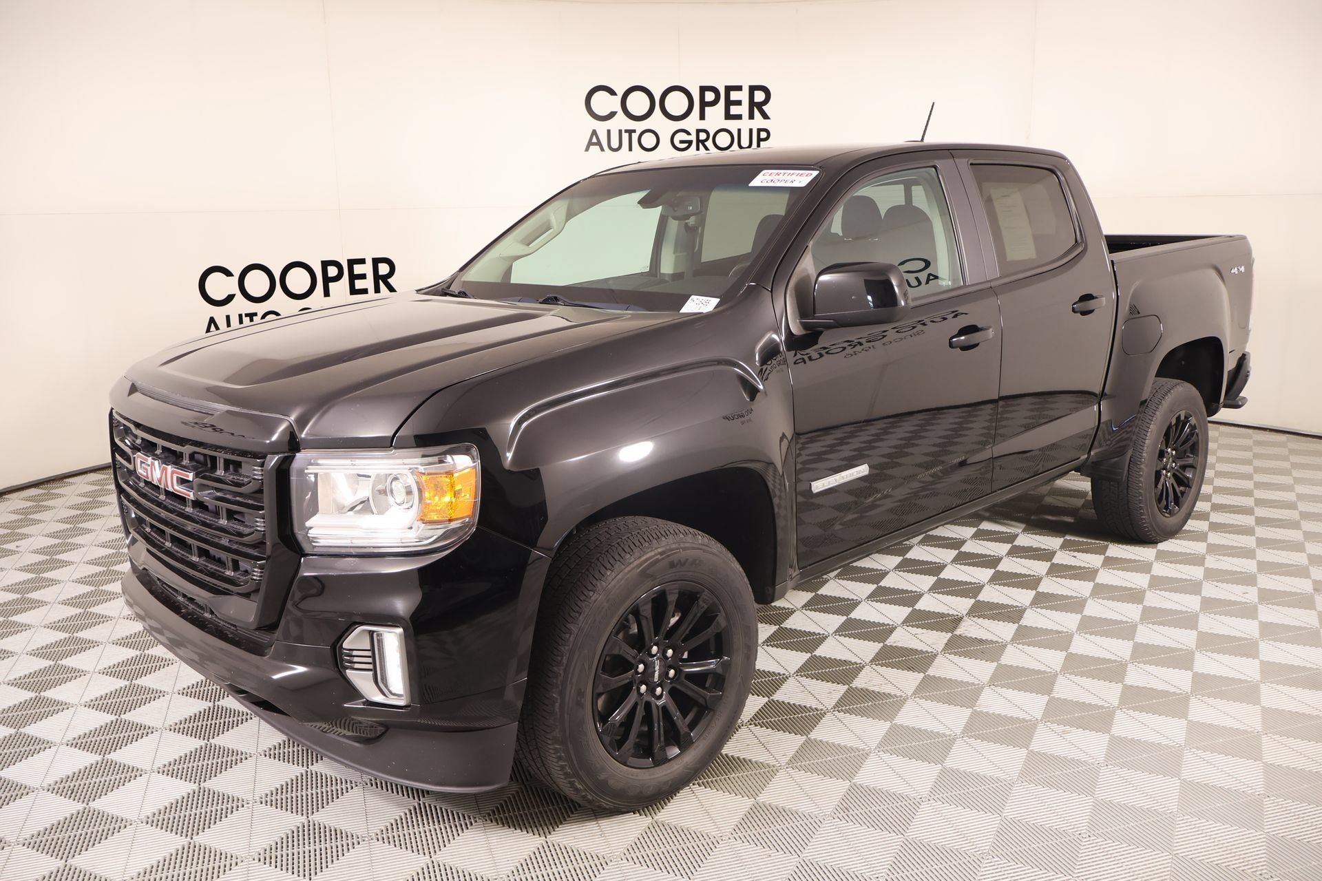 Used 2022 GMC Canyon Elevation w/ Trailering Package AWD/4WD image 9