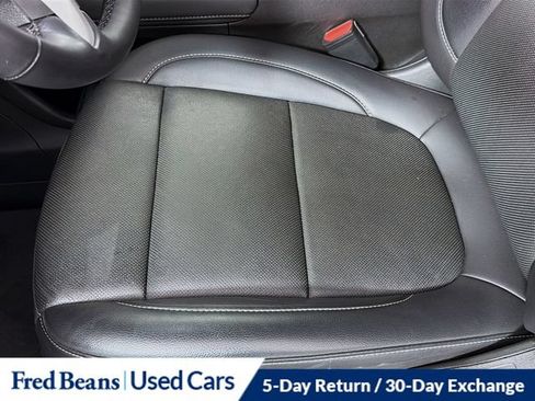 Used 2023 GMC Acadia SLT w/ Technology Package AWD/4WD image 27