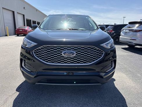 Used 2024 Ford Edge SEL AWD/4WD image 9