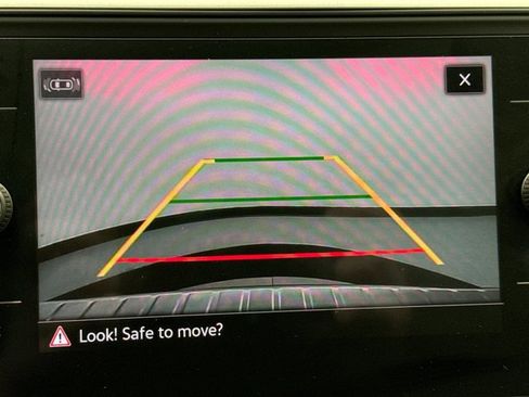 Used 2021 Volkswagen Atlas SE image 15