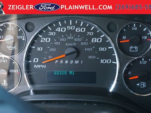 Used 2024 GMC Savana 2500 w/ Driver Convenience Package RWD image 22