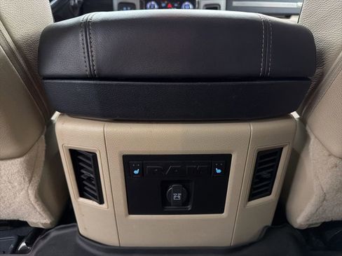 Used 2018 RAM 3500 Laramie Longhorn image 23