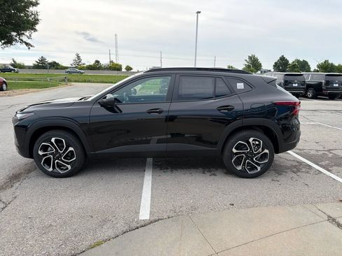 New 2026 Chevrolet Trax RS FWD image 6