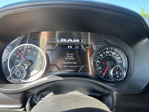 Used 2023 RAM 1500 Big Horn AWD/4WD image 25