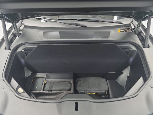 Used 2025 Rivian R1S Adventure AWD/4WD image 14