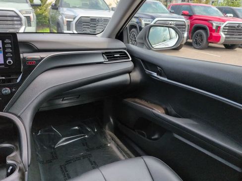 Used 2023 Toyota Camry SE FWD image 16