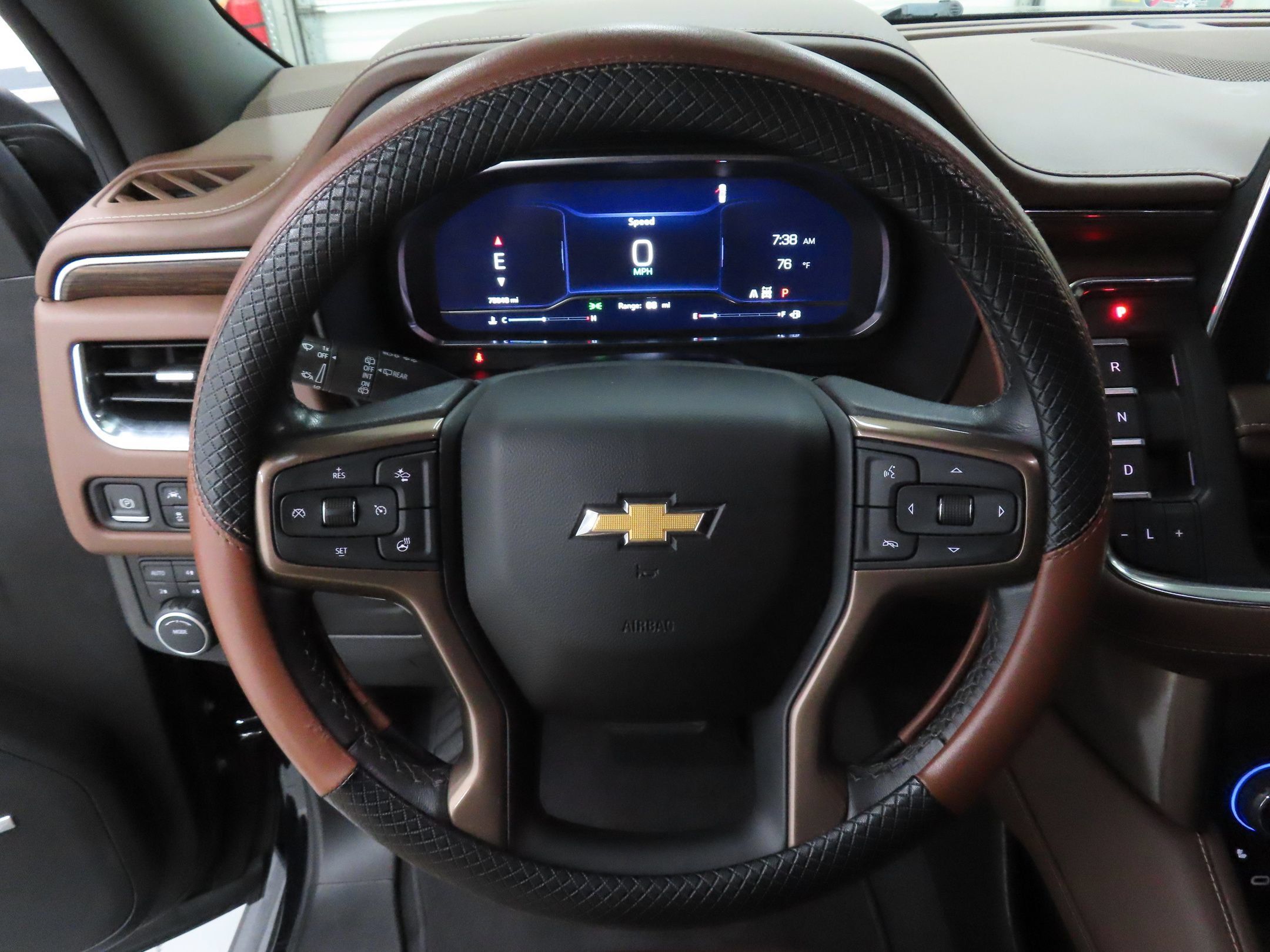 Used 2022 Chevrolet Tahoe High Country AWD/4WD image 15