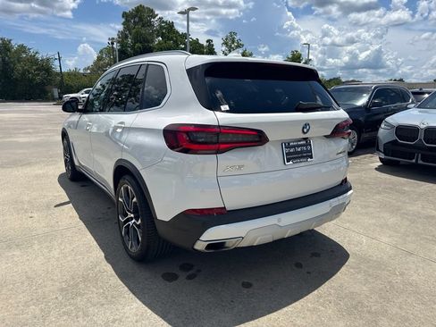 Used 2023 BMW X5 sDrive40i w/ Premium Package RWD image 3