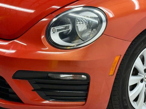 Used 2017 Volkswagen Beetle 1.8T S image 4