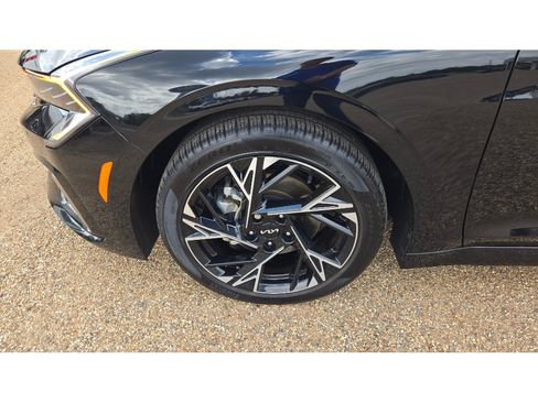 Used 2025 Kia K5 GT-Line w/ GT-Line Premium Package FWD image 9