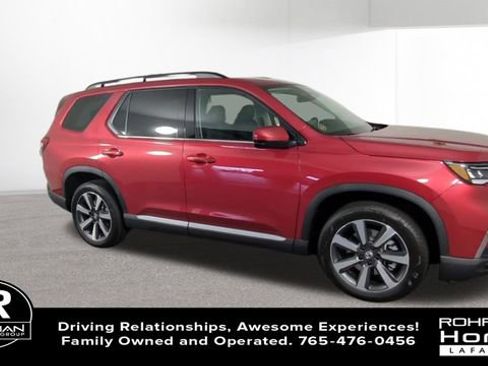 New 2025 Honda Pilot Touring image 2