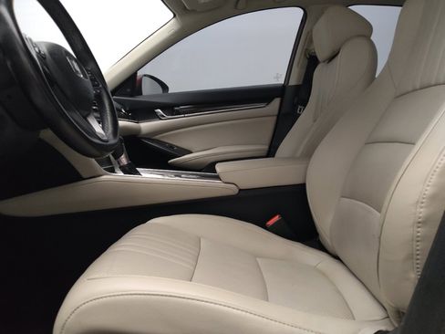 Used 2021 Honda Accord EX-L image 17