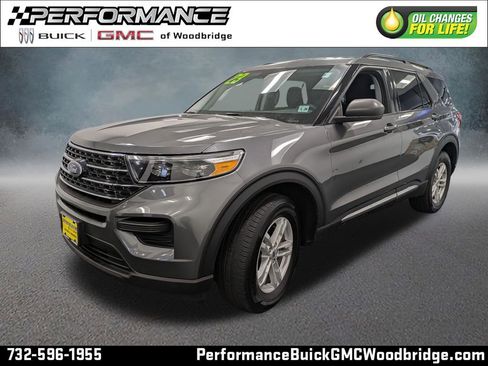 Used 2023 Ford Explorer XLT AWD/4WD image 1