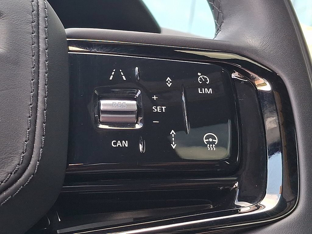 Certified 2026 Land Rover Range Rover Velar S AWD/4WD image 18