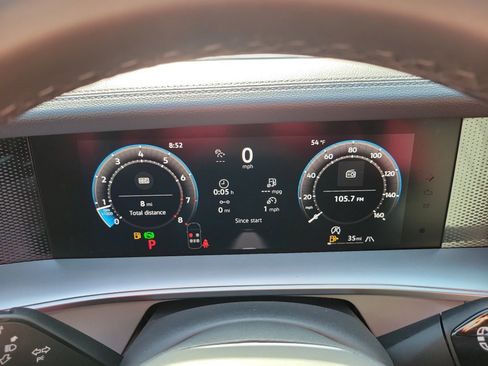 New 2026 Volkswagen Tiguan SE R-Line AWD/4WD image 11