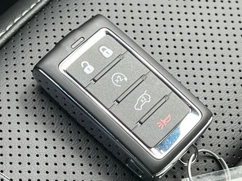 New 2026 Jeep Grand Cherokee Limited AWD/4WD image 30