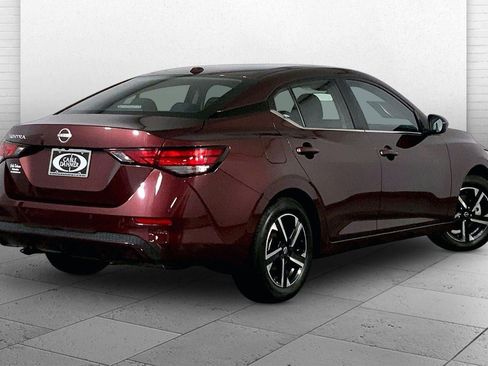 Used 2025 Nissan Sentra SV FWD image 13