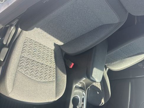 Used 2024 Chevrolet Equinox LT image 26