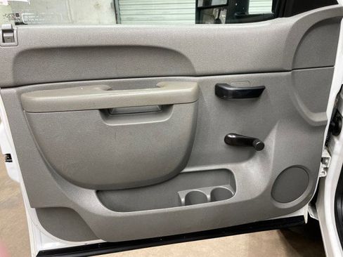 Used 2014 Chevrolet Silverado 3500 W/T image 24
