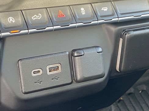 Used 2022 Chevrolet Silverado 1500 W/T w/ WT Safety Package image 22