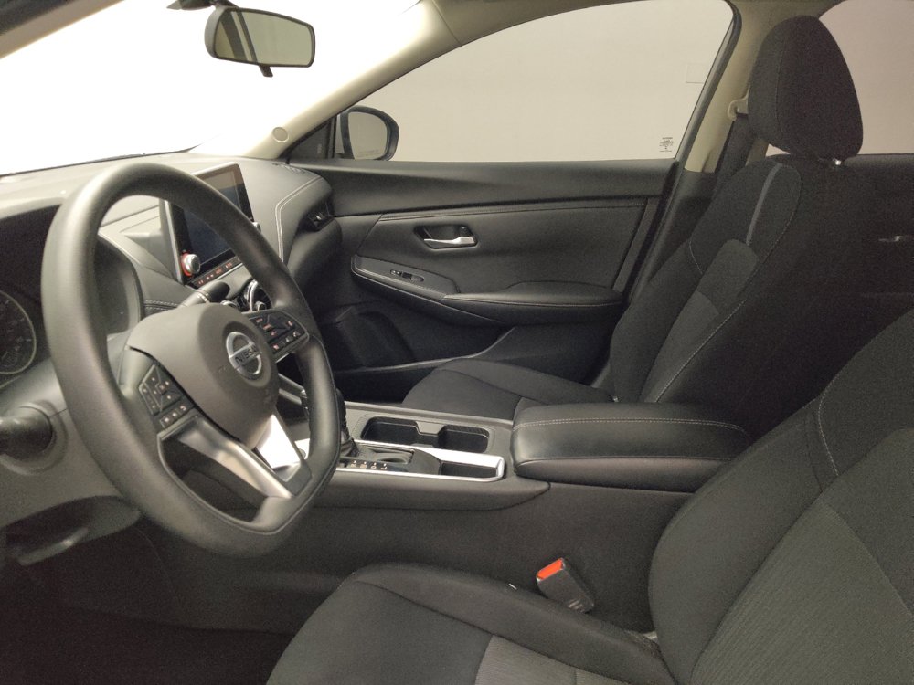 Used 2023 Nissan Sentra SV FWD image 17
