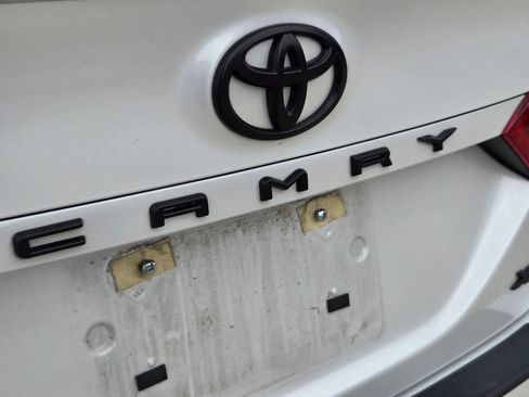 Used 2024 Toyota Camry XSE FWD image 9