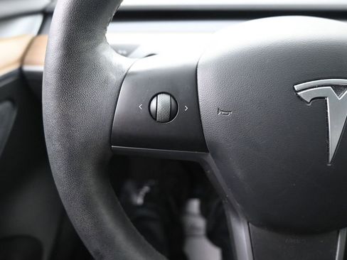 Used 2022 Tesla Model 3 image 21