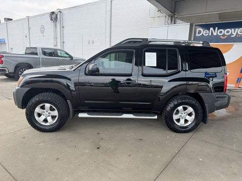 Used 2010 Nissan Xterra S image 11