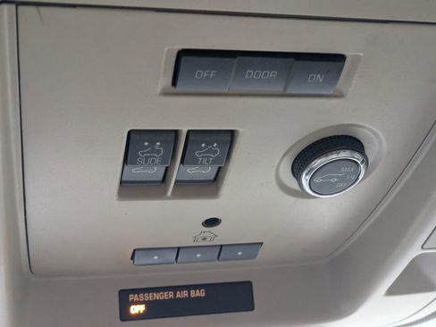 Used 2017 GMC Yukon Denali w/ Open Road Package image 29