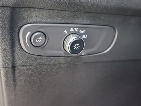 Used 2023 Buick Envision Preferred AWD/4WD image 22