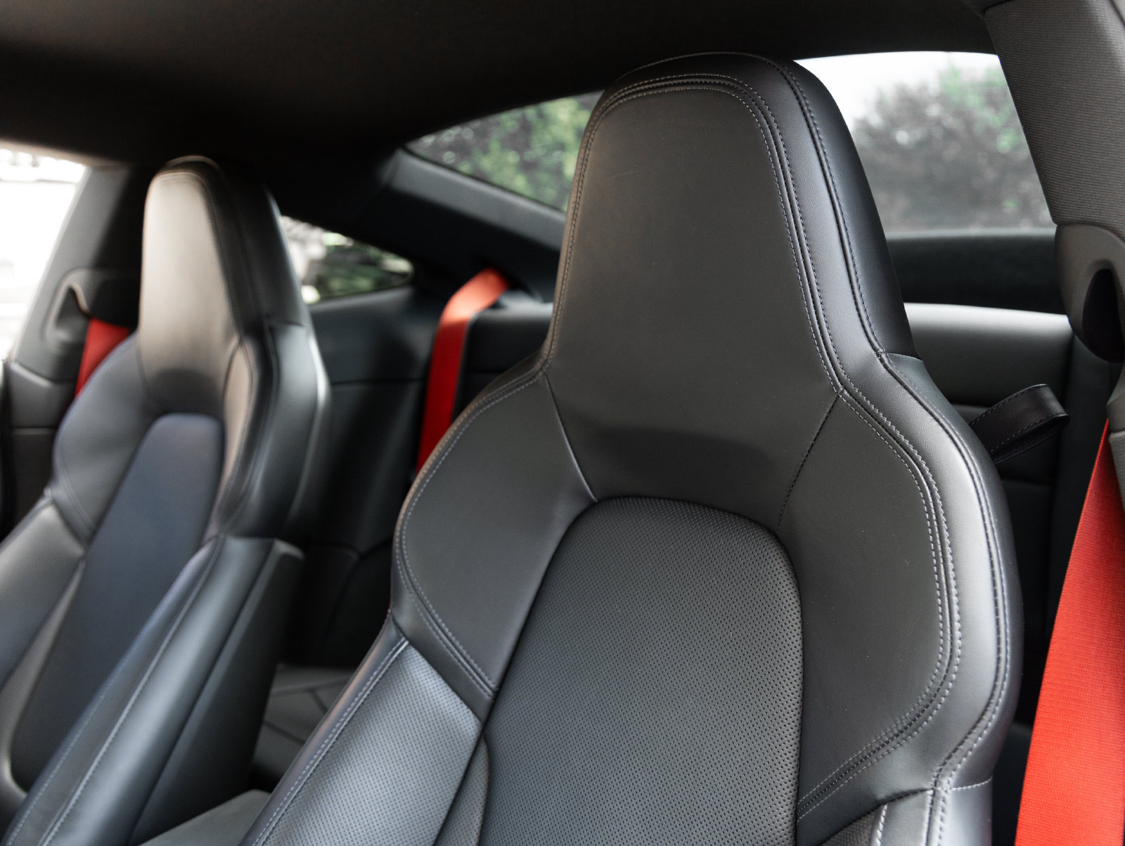 Certified 2022 Porsche 911 Carrera GTS RWD image 23