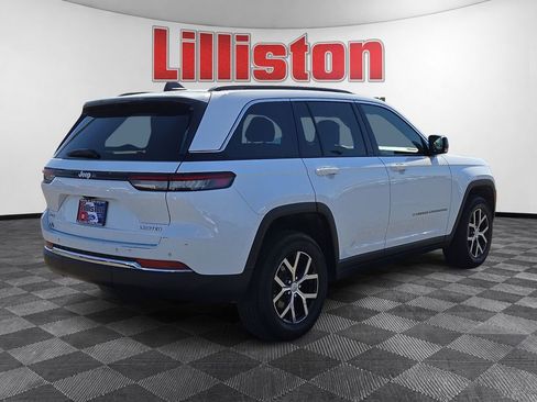 Used 2024 Jeep Grand Cherokee Limited image 4