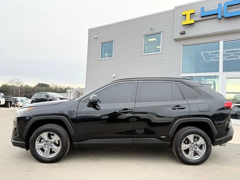 Used 2023 Toyota RAV4 LE image 11