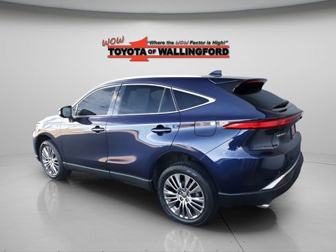 Certified 2021 Toyota Venza XLE w/ Softex Package image 6