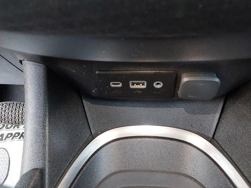Used 2024 Chevrolet Malibu LT FWD image 15