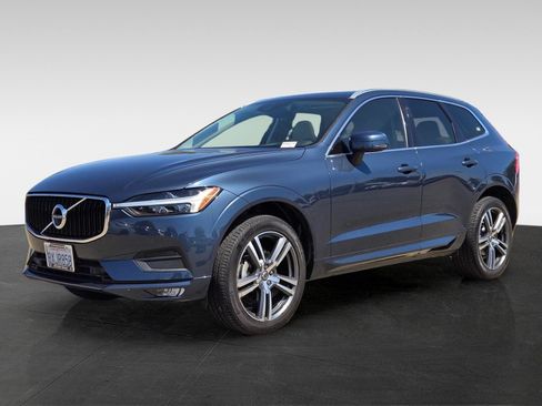 Used 2021 Volvo XC60 T5 Momentum w/ Advanced Package AWD/4WD image 9