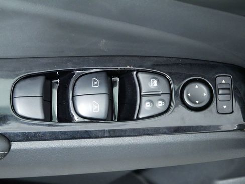 New 2025 Nissan Altima 2.5 SL image 22