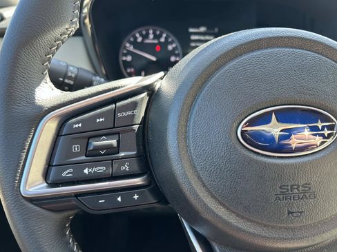 Used 2025 Subaru Outback Premium AWD/4WD image 20