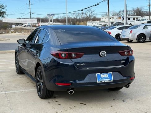 Used 2025 MAZDA MAZDA3 s image 3