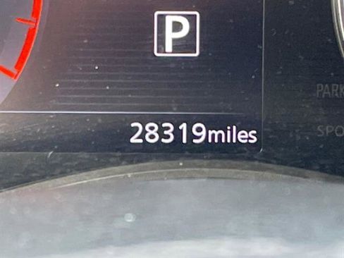 Used 2021 Nissan Kicks SR w/ SR Premium Package image 18