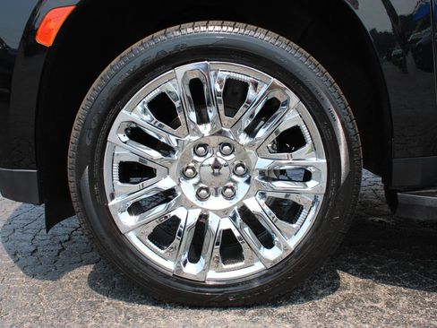 Used 2023 GMC Yukon Denali AWD/4WD image 49